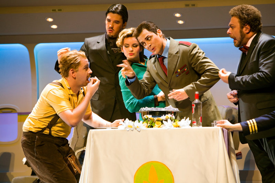 «Путешествие в Реймс» в Антверпене