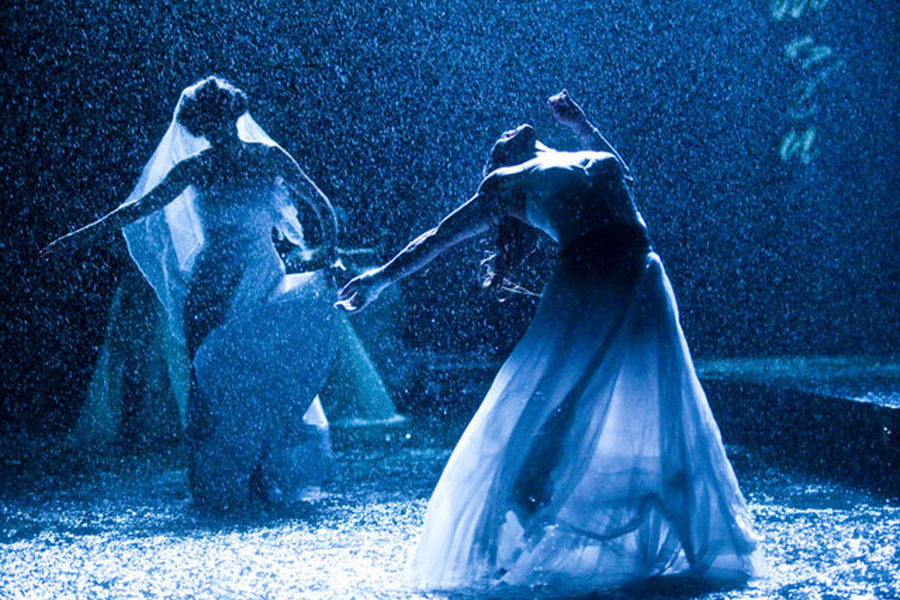 «Летучий Голландец» в Варшаве или магия водной стихии