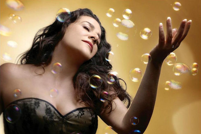 Чечилия Бартоли